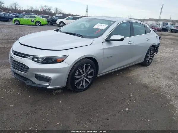 1G1ZD5ST1JF224305 2018 CHEVROLET MALIBU - Image 2