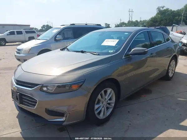 1G1ZD5ST1JF229892 2018 CHEVROLET MALIBU - Image 2