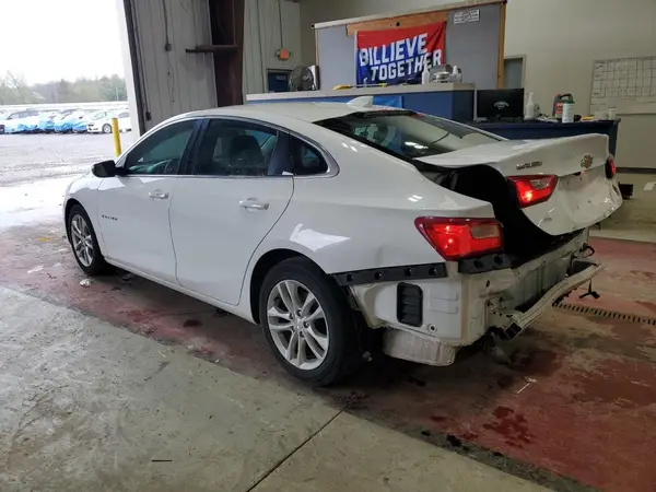1G1ZD5ST1JF233439 2018 CHEVROLET MALIBU - Image 2