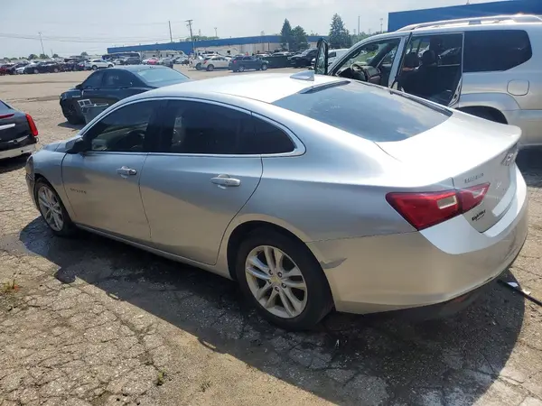 1G1ZD5ST1JF237751 2018 CHEVROLET MALIBU - Image 2