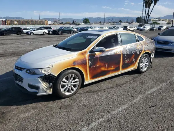 1G1ZD5ST1JF238561 2018 CHEVROLET MALIBU - Image 1