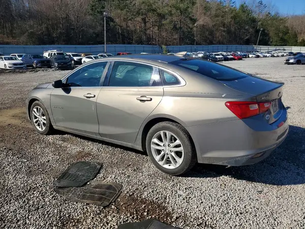 1G1ZD5ST1JF246692 2018 CHEVROLET MALIBU - Image 2