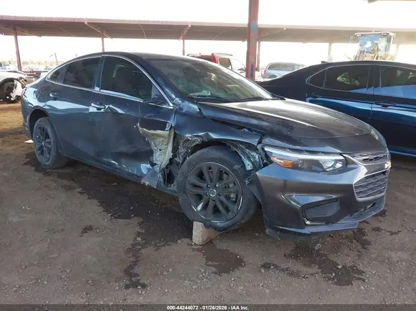 1G1ZD5ST1JF254632 2018 CHEVROLET MALIBU - Image 1
