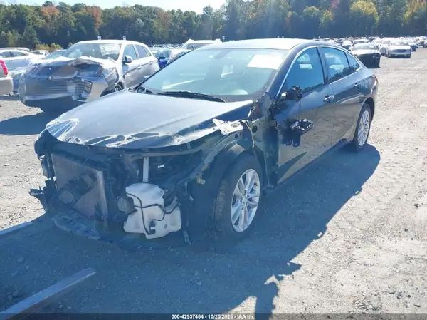 1G1ZD5ST1JF256641 2018 CHEVROLET MALIBU - Image 2