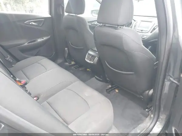 1G1ZD5ST1JF256641 2018 CHEVROLET MALIBU - Image 8