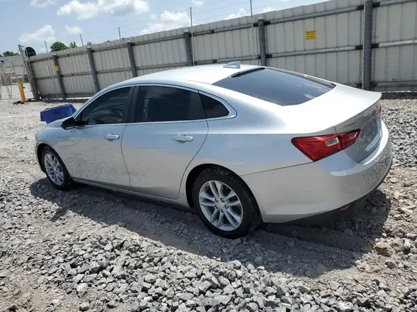 1G1ZD5ST1JF258860 2018 CHEVROLET MALIBU - Image 2