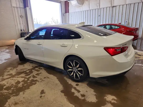 1G1ZD5ST1JF259880 2018 CHEVROLET MALIBU - Image 2