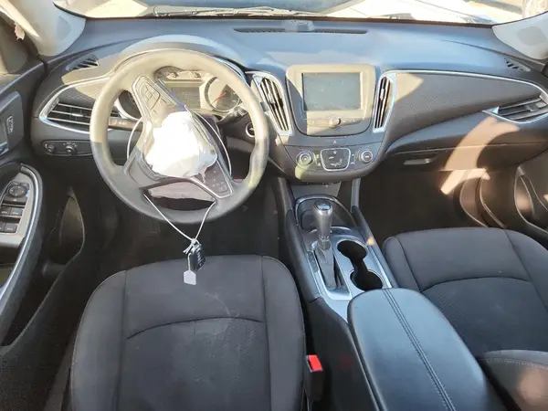 1G1ZD5ST1JF267431 2018 CHEVROLET MALIBU - Image 8