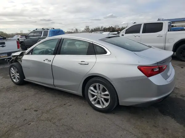 1G1ZD5ST1JF268563 2018 CHEVROLET MALIBU - Image 2