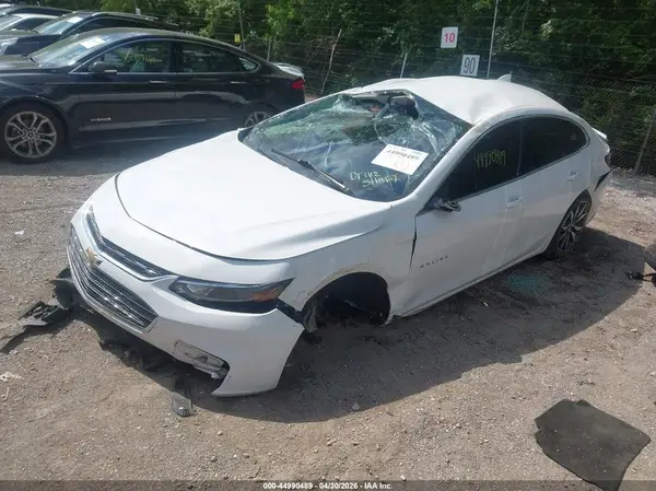 1G1ZD5ST1JF268983 2018 CHEVROLET MALIBU - Image 2