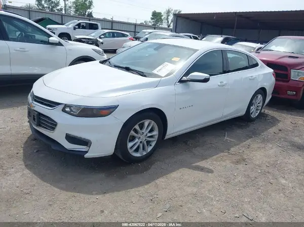1G1ZD5ST1JF271642 2018 CHEVROLET MALIBU - Image 2