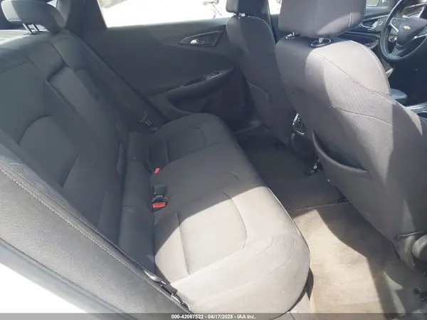 1G1ZD5ST1JF271642 2018 CHEVROLET MALIBU - Image 8