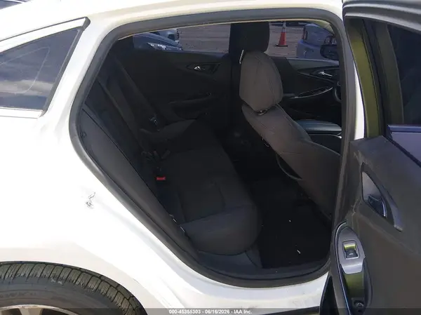 1G1ZD5ST1JF271821 2018 CHEVROLET MALIBU - Image 8