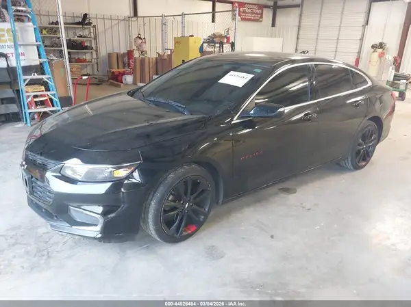 1G1ZD5ST1JF274329 2018 CHEVROLET MALIBU - Image 2
