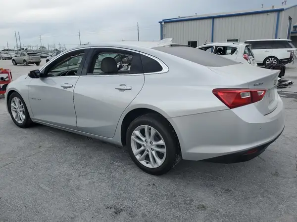 1G1ZD5ST1JF276033 2018 CHEVROLET MALIBU - Image 2