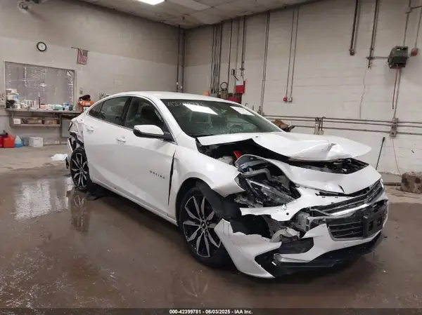 1G1ZD5ST1JF280549 2018 CHEVROLET MALIBU - Image 1