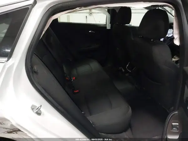 1G1ZD5ST1JF280549 2018 CHEVROLET MALIBU - Image 8