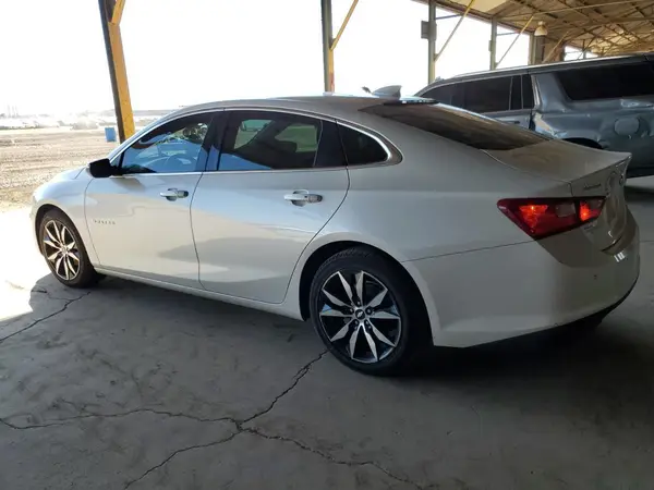 1G1ZD5ST1JF280969 2018 CHEVROLET MALIBU - Image 2