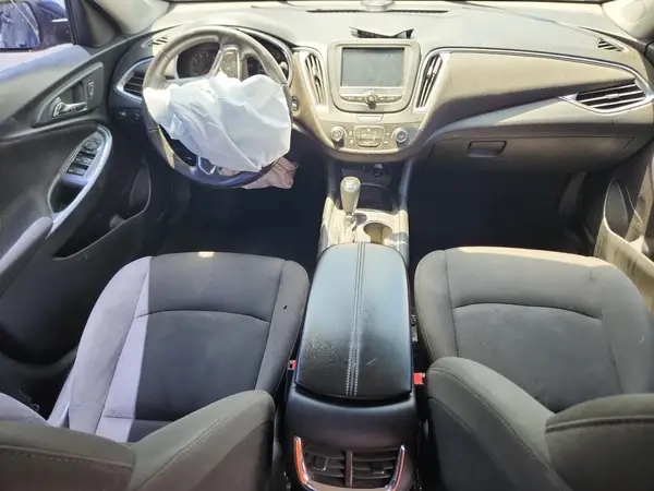 1G1ZD5ST1JF285783 2018 CHEVROLET MALIBU - Image 8