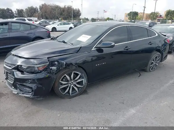 1G1ZD5ST1JF290630 2018 CHEVROLET MALIBU - Image 2