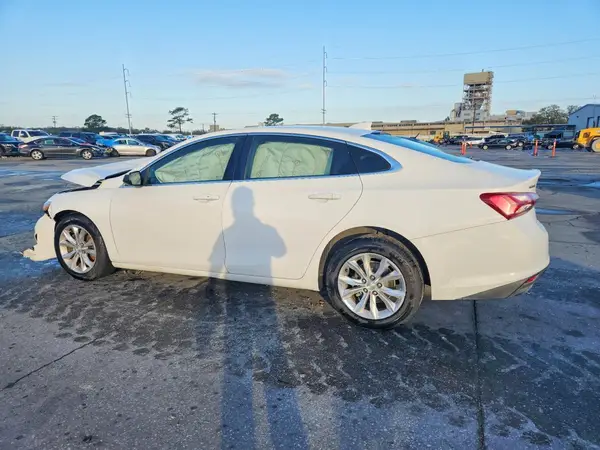 1G1ZD5ST1KF107793 2019 CHEVROLET MALIBU - Image 2