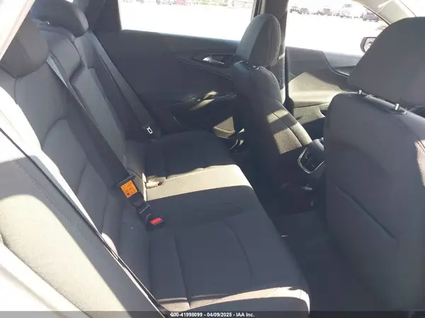 1G1ZD5ST1KF115201 2019 CHEVROLET MALIBU - Image 8