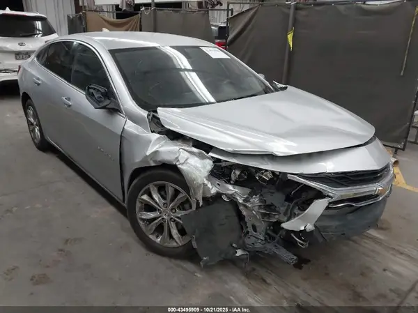 1G1ZD5ST1KF115215 2019 CHEVROLET MALIBU - Image 1
