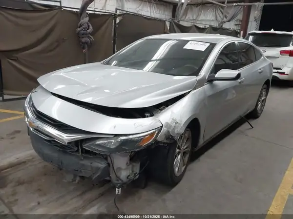 1G1ZD5ST1KF115215 2019 CHEVROLET MALIBU - Image 2