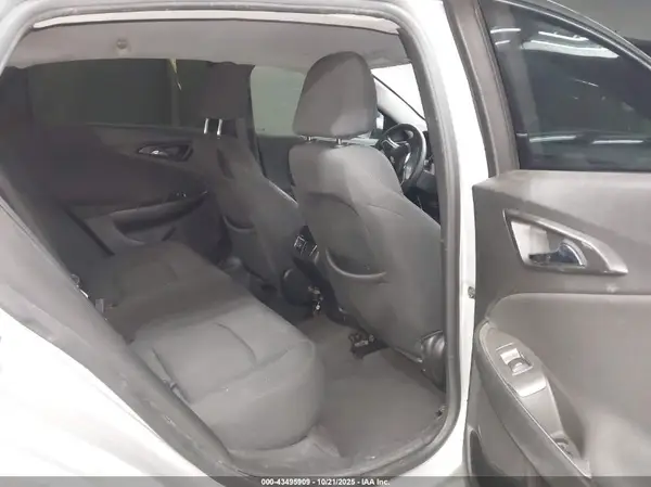 1G1ZD5ST1KF115215 2019 CHEVROLET MALIBU - Image 8