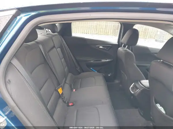 1G1ZD5ST1KF116056 2019 CHEVROLET MALIBU - Image 8