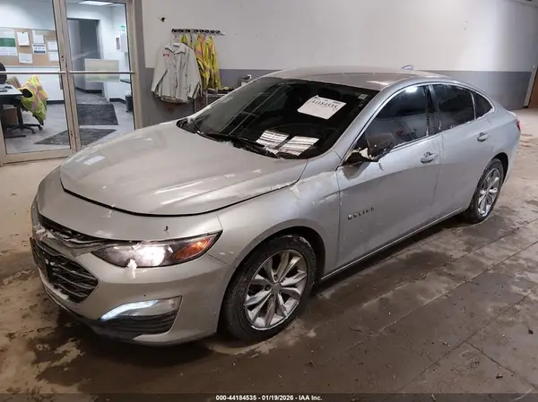 1G1ZD5ST1KF127039 2019 CHEVROLET MALIBU - Image 2