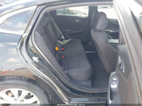 1G1ZD5ST1KF132175 2019 CHEVROLET MALIBU - Image 8