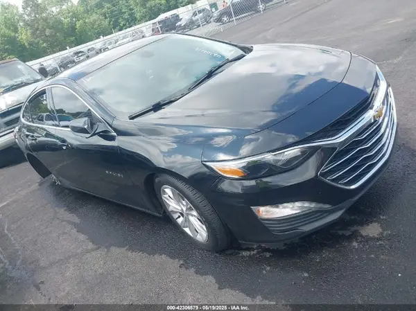 1G1ZD5ST1KF135979 2019 CHEVROLET MALIBU - Image 1