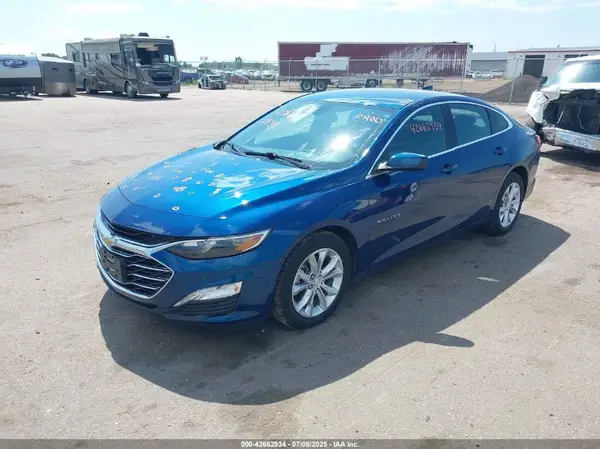1G1ZD5ST1KF144178 2019 CHEVROLET MALIBU - Image 2