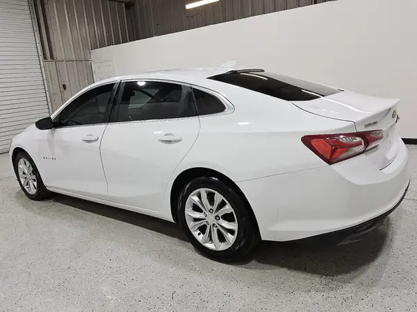 1G1ZD5ST1KF145184 2019 CHEVROLET MALIBU - Image 2