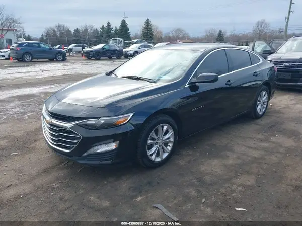 1G1ZD5ST1KF156623 2019 CHEVROLET MALIBU - Image 2