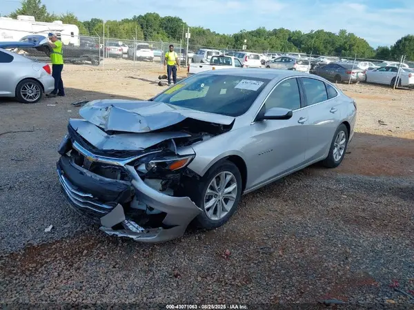1G1ZD5ST1KF157738 2019 CHEVROLET MALIBU - Image 2