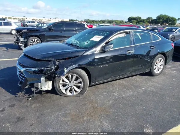 1G1ZD5ST1KF161398 2019 CHEVROLET MALIBU - Image 2
