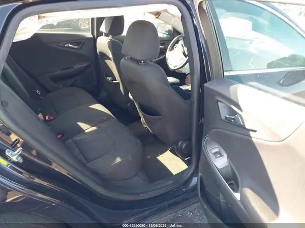 1G1ZD5ST1KF161398 2019 CHEVROLET MALIBU - Image 8
