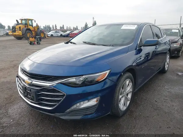 1G1ZD5ST1KF167556 2019 CHEVROLET MALIBU - Image 2