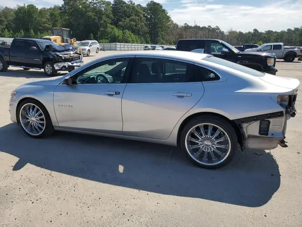 1G1ZD5ST1KF168318 2019 CHEVROLET MALIBU - Image 2