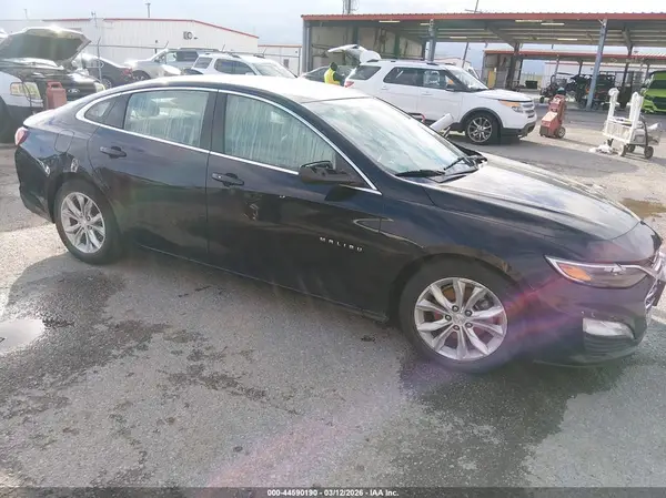 1G1ZD5ST1KF182865 2019 CHEVROLET MALIBU - Image 1
