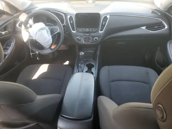 1G1ZD5ST1KF189363 2019 CHEVROLET MALIBU - Image 8