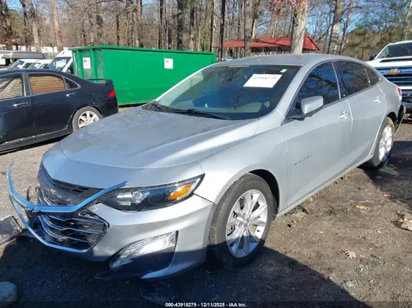 1G1ZD5ST1KF207831 2019 CHEVROLET MALIBU - Image 2