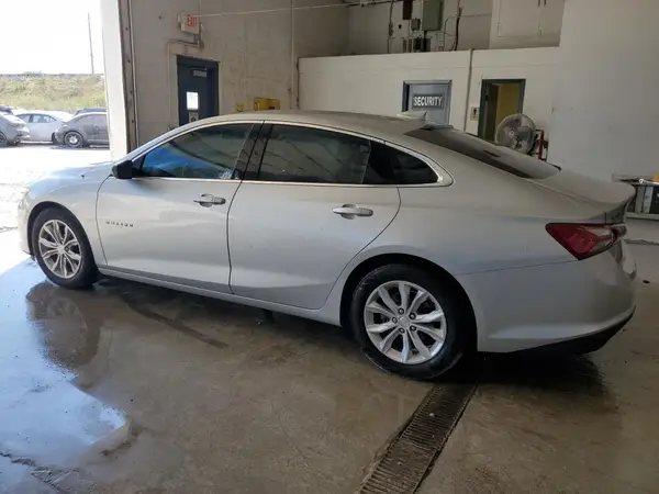 1G1ZD5ST1KF209823 2019 CHEVROLET MALIBU - Image 2