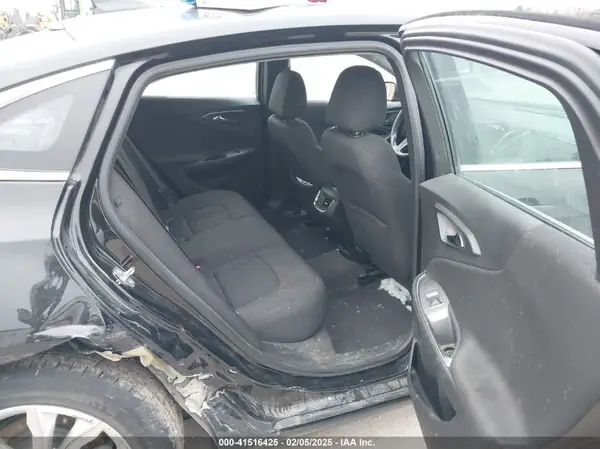 1G1ZD5ST1KF213788 2019 CHEVROLET MALIBU - Image 8