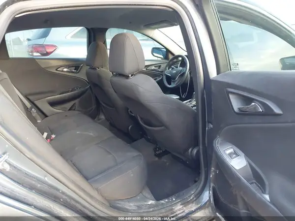 1G1ZD5ST1KF217131 2019 CHEVROLET MALIBU - Image 8