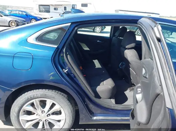 1G1ZD5ST1KF225794 2019 CHEVROLET MALIBU - Image 8