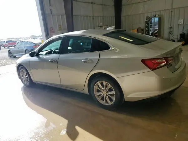 1G1ZD5ST1KF228176 2019 CHEVROLET MALIBU - Image 2