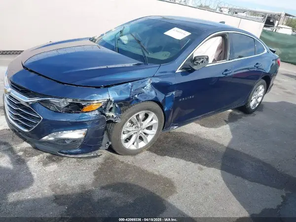 1G1ZD5ST1LF058774 2020 CHEVROLET MALIBU - Image 2